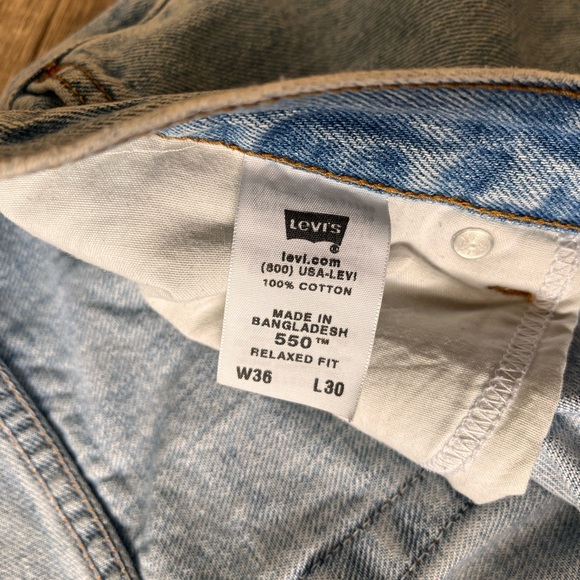 Levi’s 550 Relaxed Fit - Picture 6 of 7
